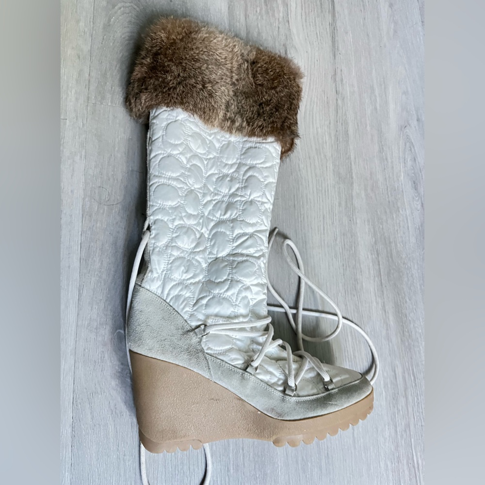 Coach White and Brown Quilted Winter Boots